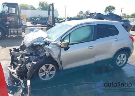 2020 Chevrolet Trax Fwd Ls z USA, uszkodzony, nr VIN 3GNCJKSB2LL211624